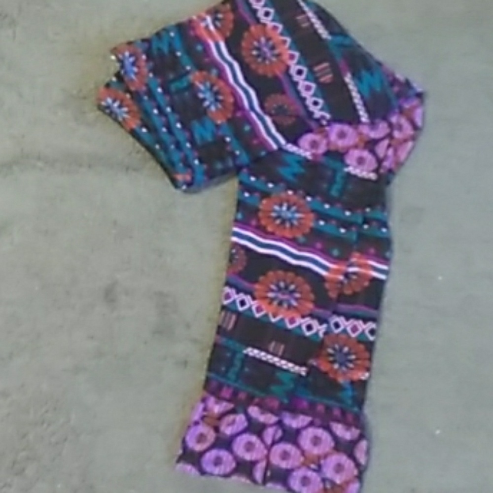 LuLaRoe soft leggings L